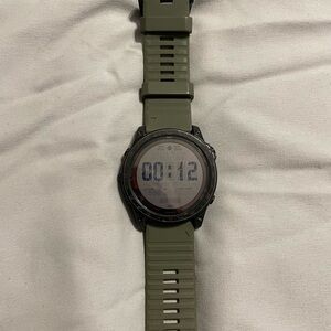 Garmin Smartwatch in Olive Green